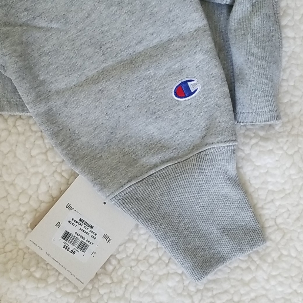 *ONE LEFT*Champion Cropped Sweatshirt - Picture 4 of 8